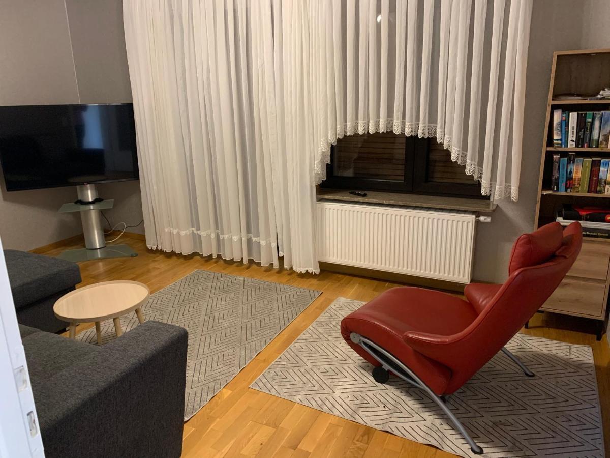 Haus Nummer Vier Neunkirchen  Eksteriør bilde